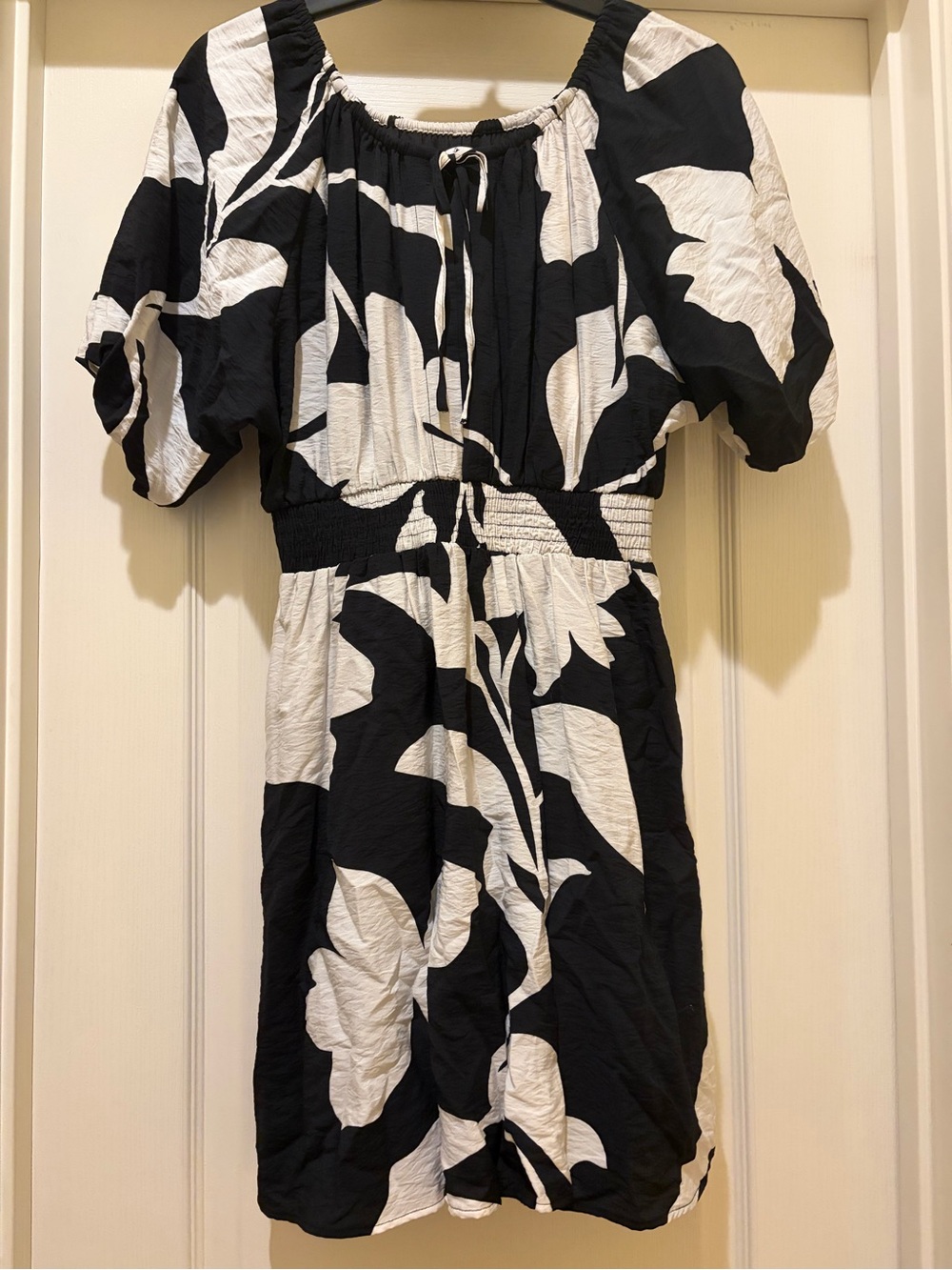 Nine West Black and White Patterned Midi Dress